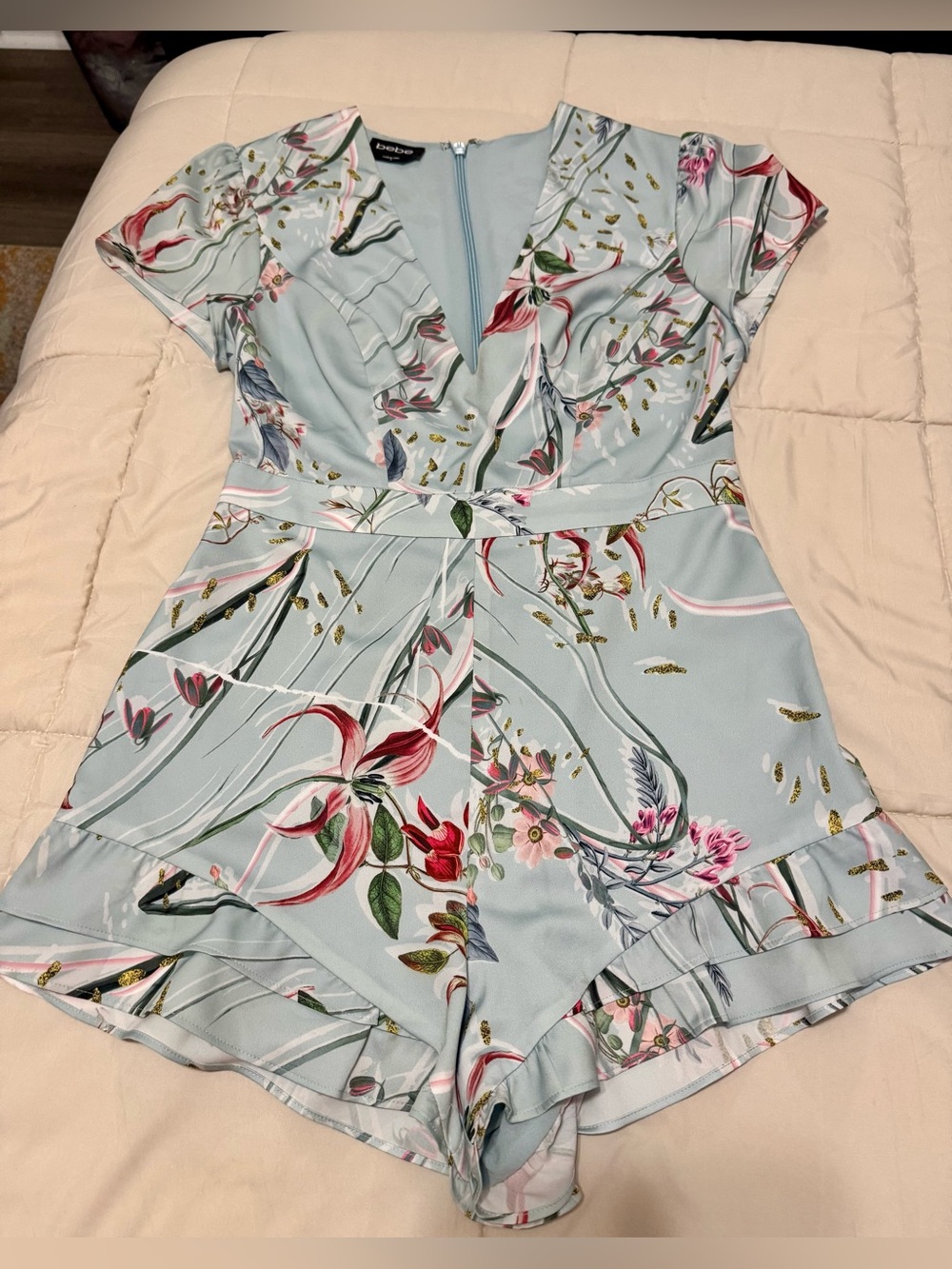 bebe Floral Light Blue V-Neck One-Piece Romper